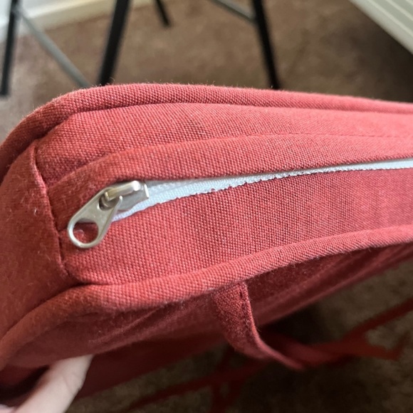 16" Sunbrella Chair Seat Cushion Indoor Outdoor Red Home Decor gently Preowned - Picture 4 of 5